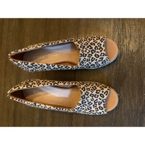 TOMS Leopard Print Canvas Peep Toe Espadrille Wedge Heels Womens Size 6 M